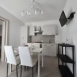 Insalento San Pancrazio Apartment *