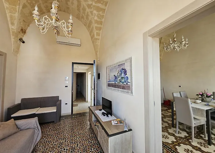 Insalento San Pancrazio アパート *